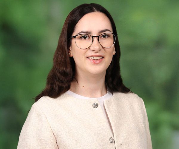 ludwig-steil-hof-ansprechpartner-caroline-giesbrecht