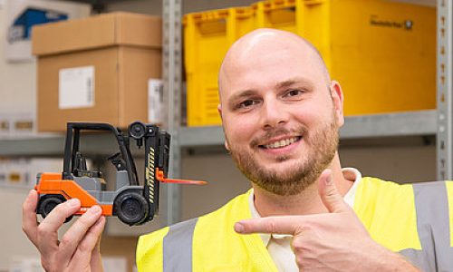 ludwig-steil-hof-newsbeitrag-beruflich-ankommen-und-lagerprofi-werden