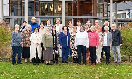 ludwig-steil-hof-newsbeitrag-wuerdigung-und-wiedersehen-im-voelkeninghaus-ehemalige-mitglieder